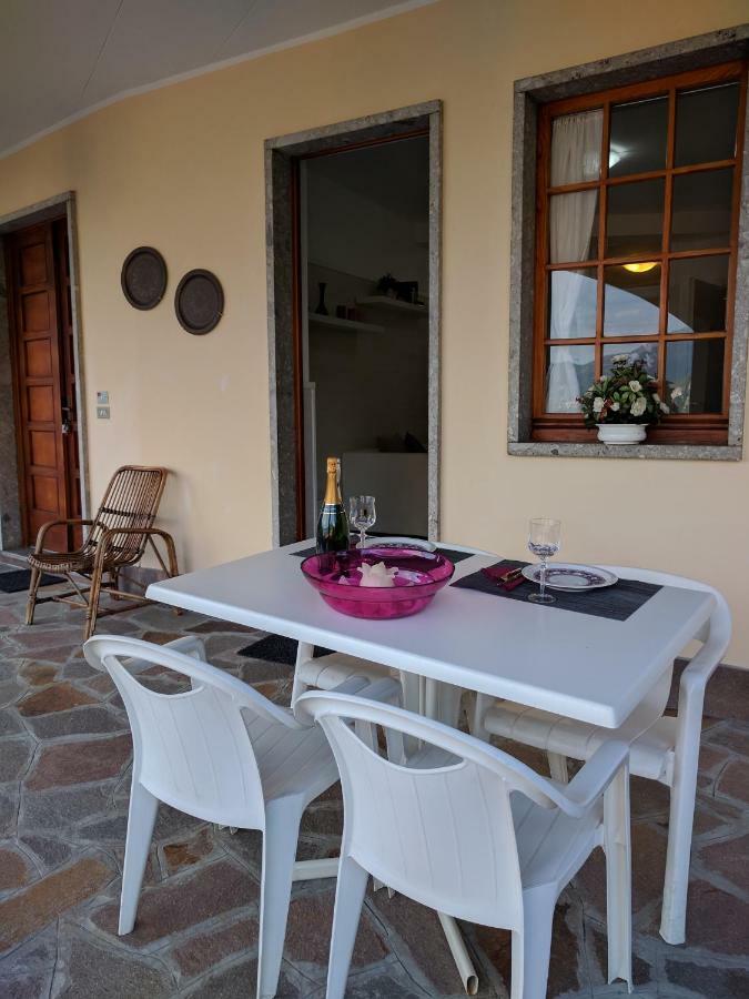 Gina'S Apartment Riva di Solto Exterior foto